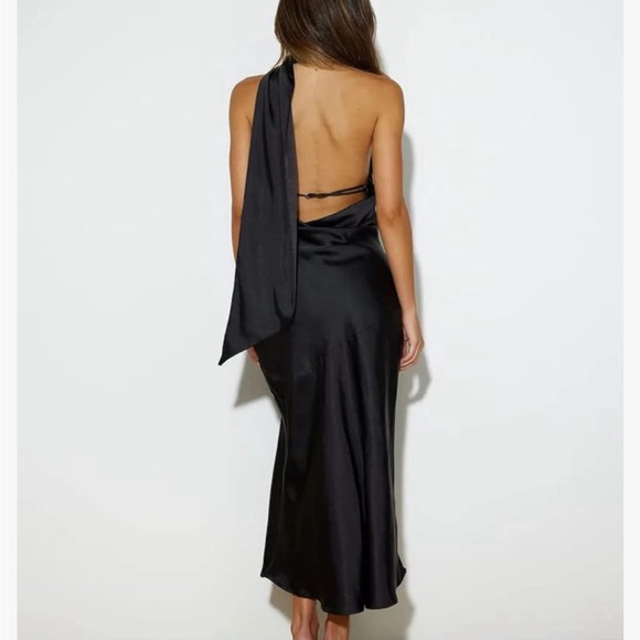 Boutique elegant cocktail dress - Picture 3 of 5